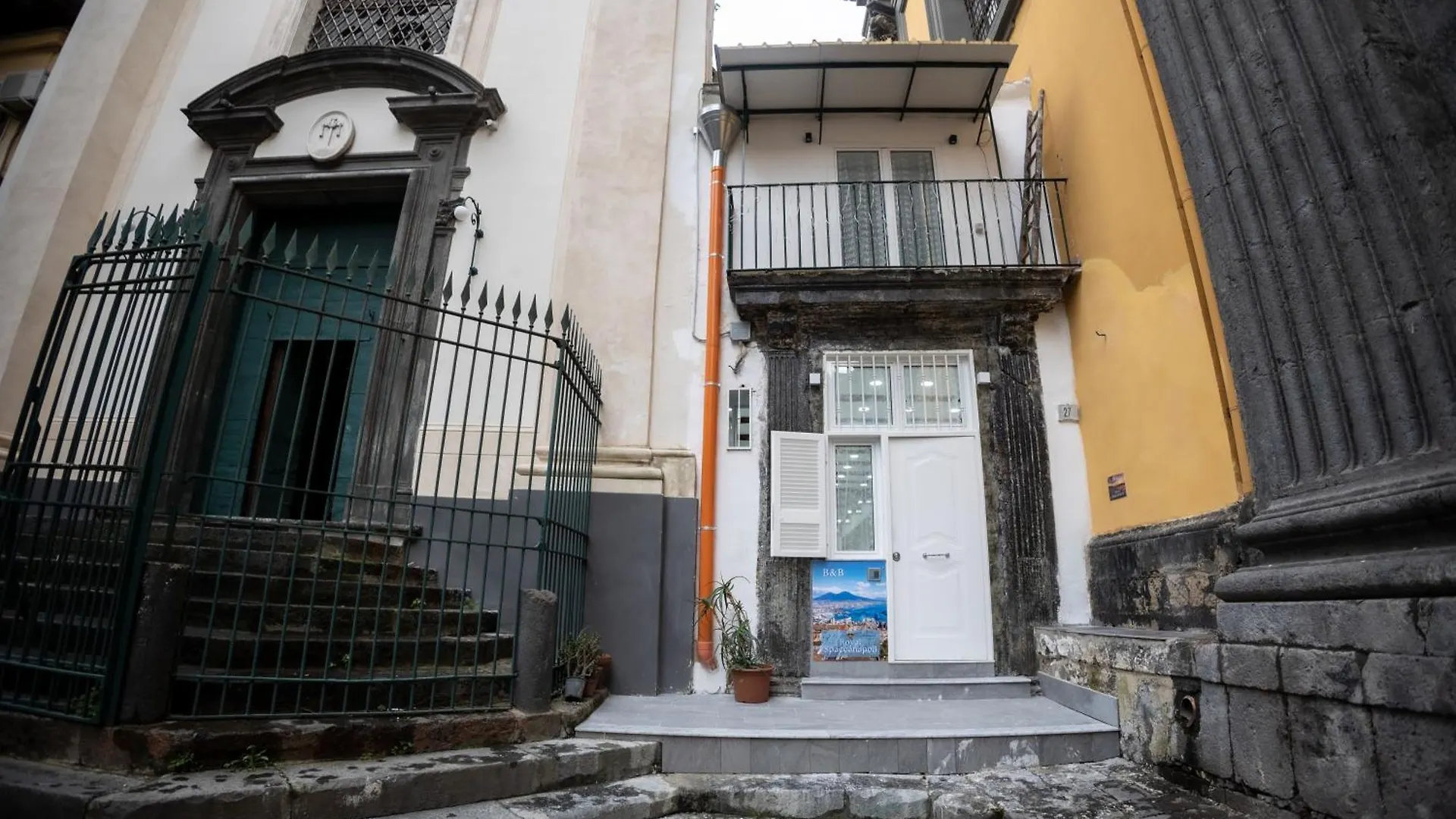 Appartamento Royal Spaccanapoli 0*, Napoli