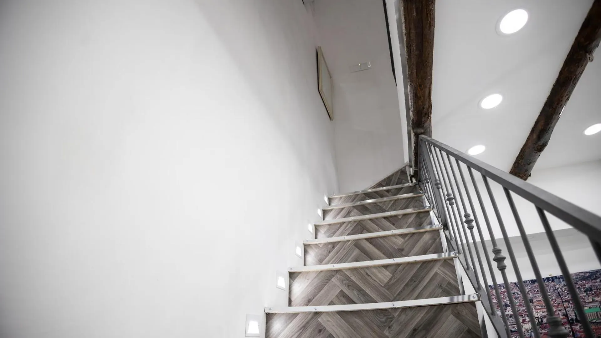 Royal Spaccanapoli Apartment 0*, Naples Italy